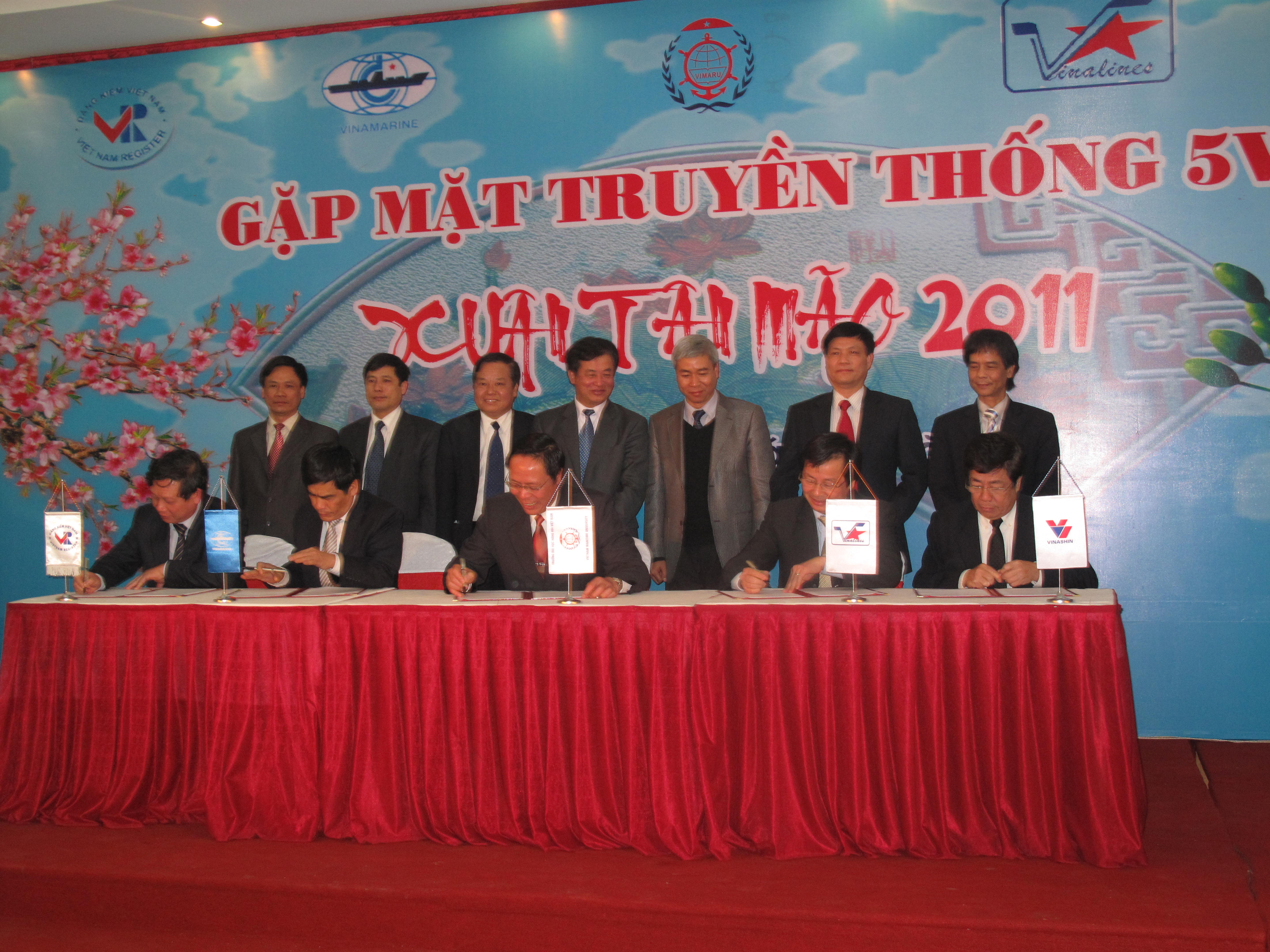 Gặp mặt truyền thống 5V xuân Tân Mão - 2011